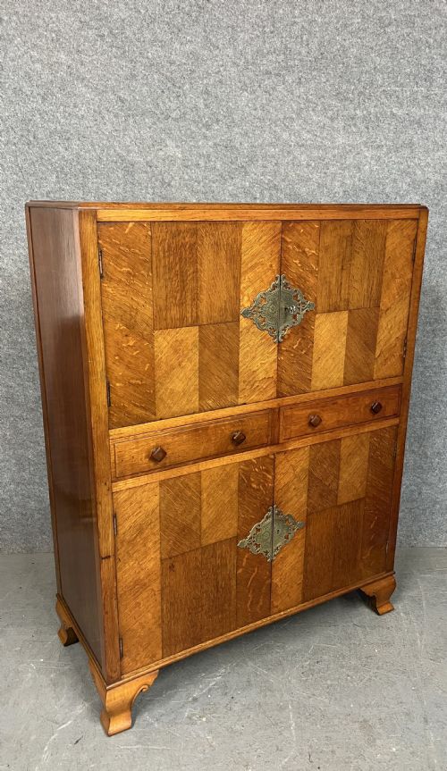 Maples & Co. Oak Linen Cupboard