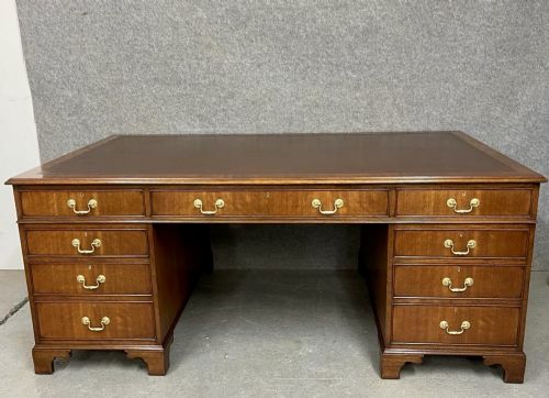 Large Georgian Style Mahogany Freestanding Pedestal Desk
