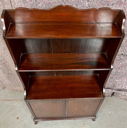 GEORGE III MAHOGANY WATERFALL BOOKCASE - ADDITIONAL PHOTO 1