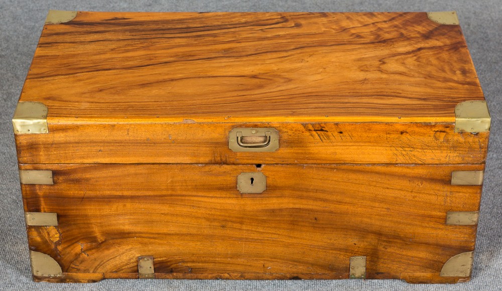 Camphor Wood Campaign Box
 (medium size)