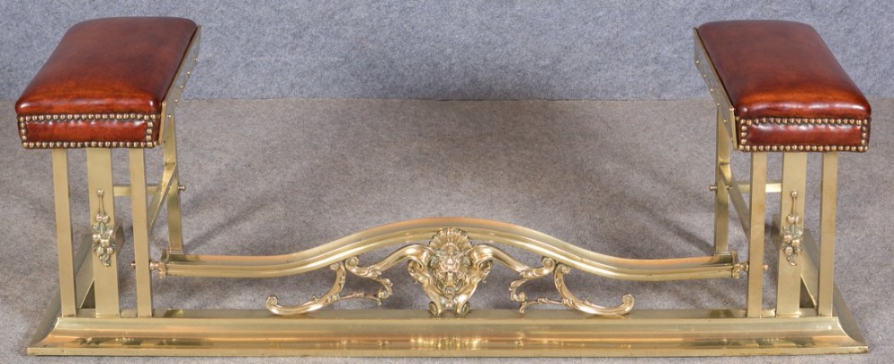 Good Quality Victorian Club Fender