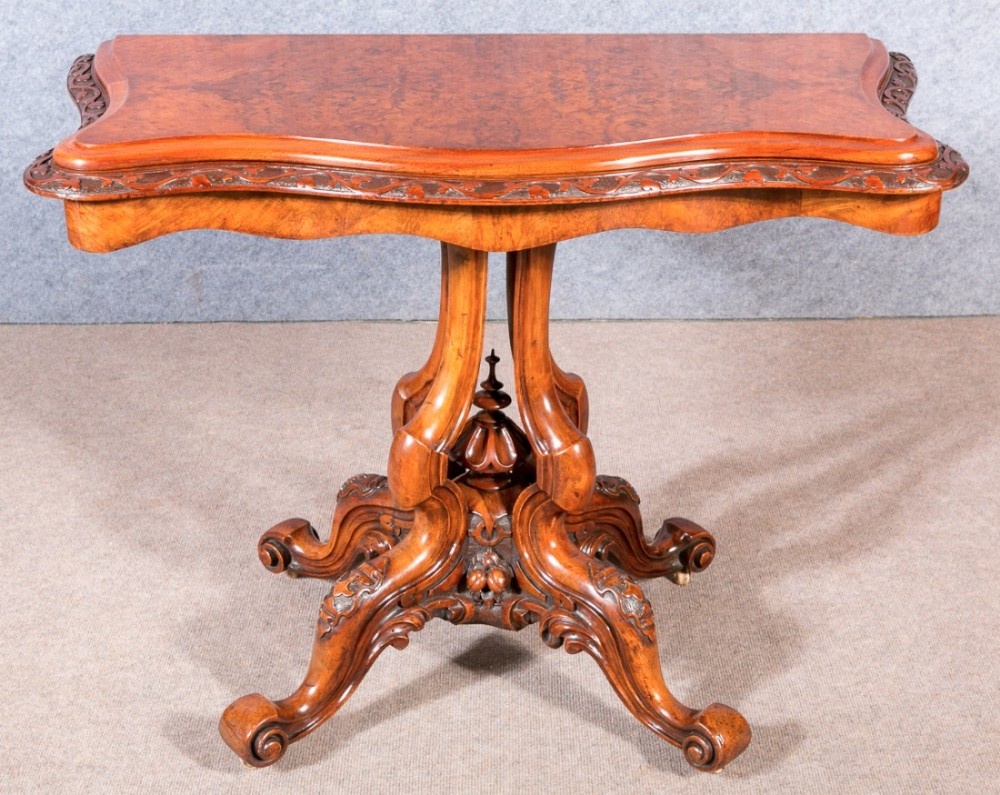 Victorian irish Walnut Card Table