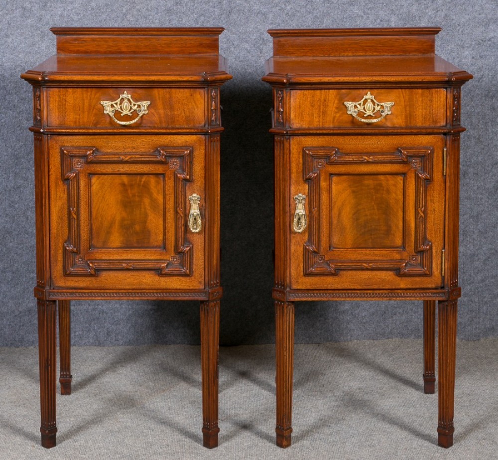 Superior Pair of Bedside Cabinets by Howard & Sons