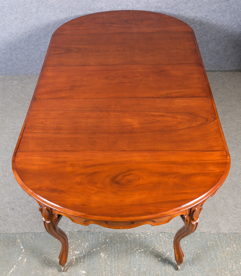 Mahogany Extending Dining Table