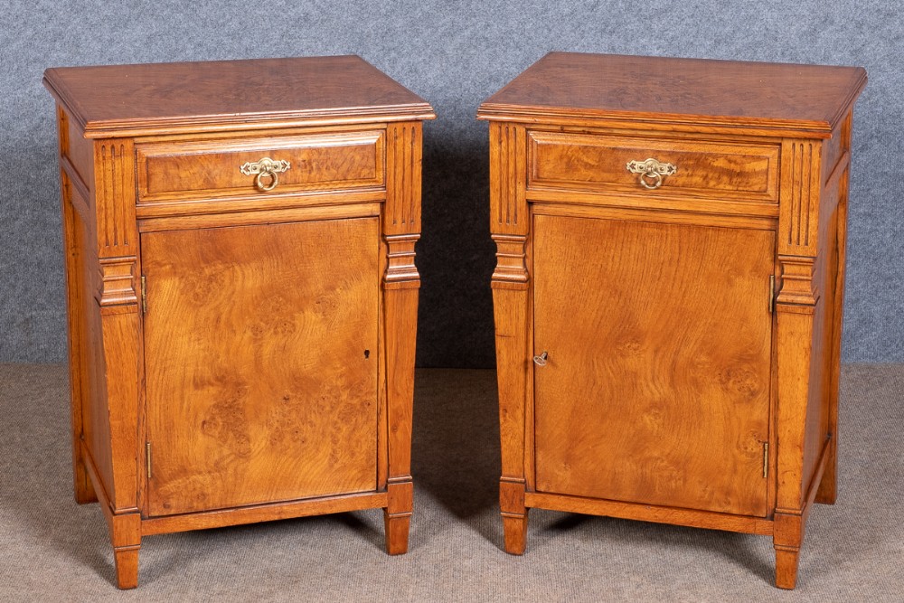 Pair of Pollard Oak Bedside Cabinets