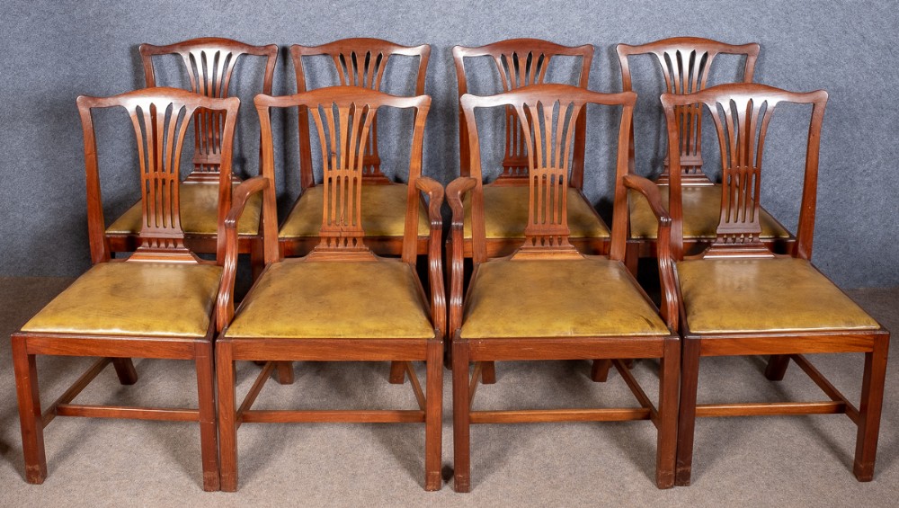 Good Set of 8 (6+2) Chippendale Style Dining Chairs