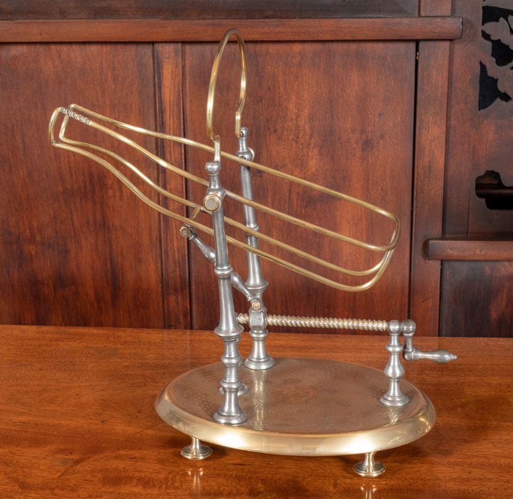 Victorian Wine Pourer Decanter