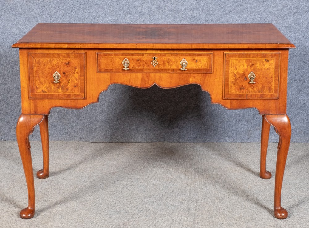 Queen Anne Style Walnut Side Table
