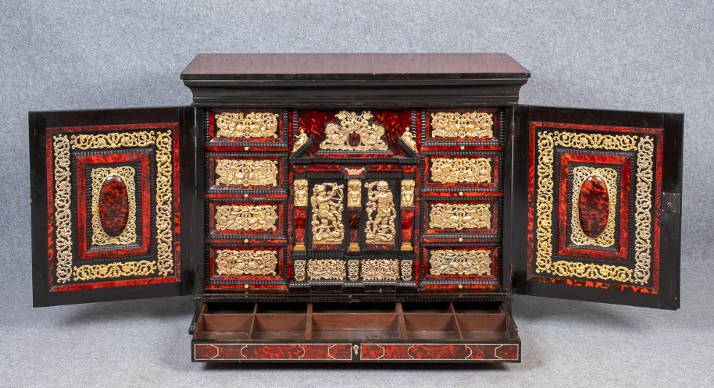 Stunning Large Antwerp Tortoiseshell, brass and Ebony Table Cabinet