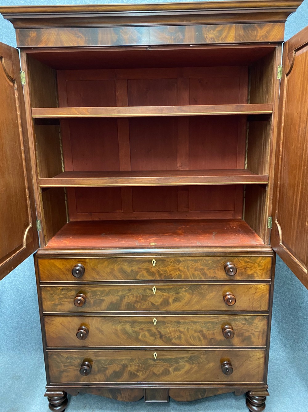 Superb Quality William IV Linen Press View V