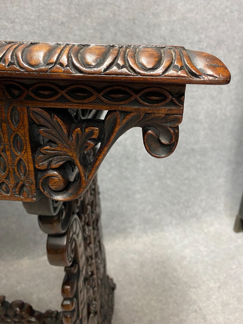 19th.Century Anglo Indian Padouk Centre Table View VI