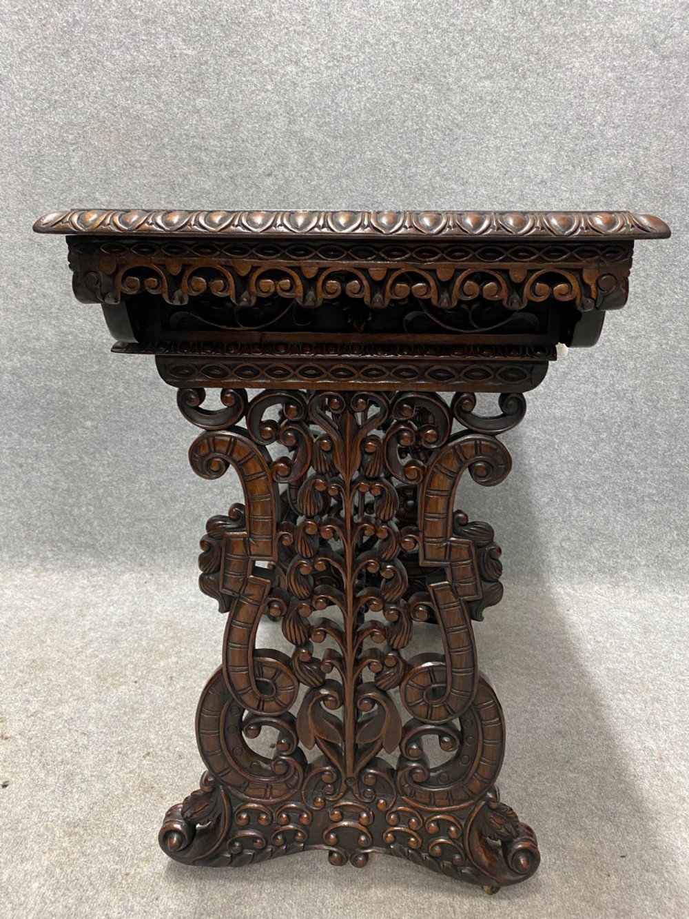 19th.Century Anglo Indian Padouk Centre Table View VIII