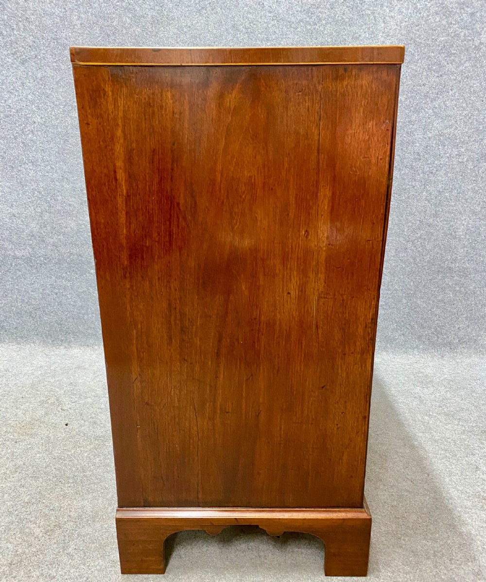 George III Mahogany Chest of Drawers View IX