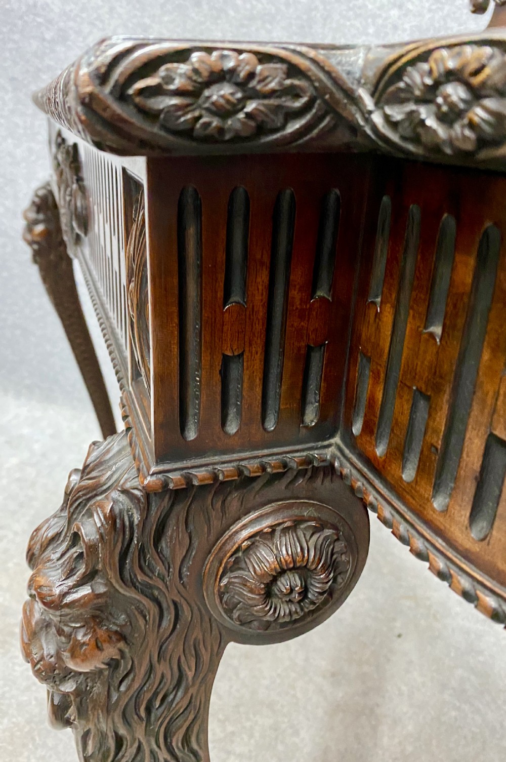 Superb Gorge III Style Console Table View VI
