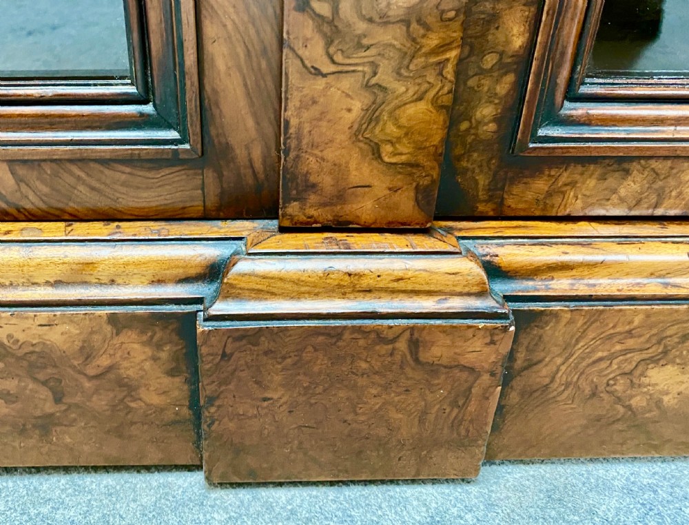 Superb Victorian Burr Walnut 4 Door Bookcase View XVII