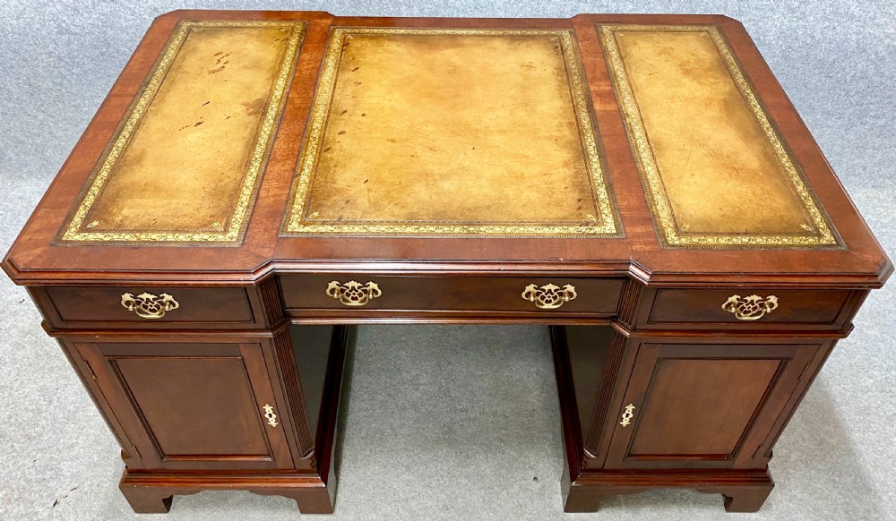 Edwardian Mahogany Partners Desk View XI