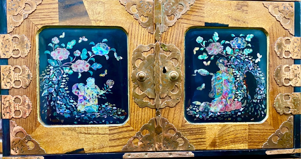 Japanese Meiji Period Table Top Yosegi Shodana View VII
