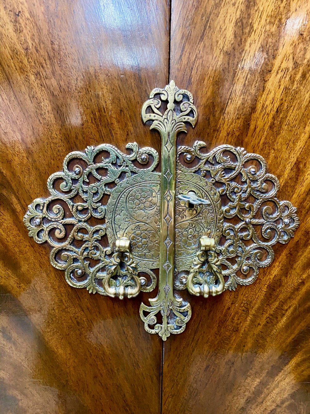 Flame Mahogany Cocktail Cabinet View V