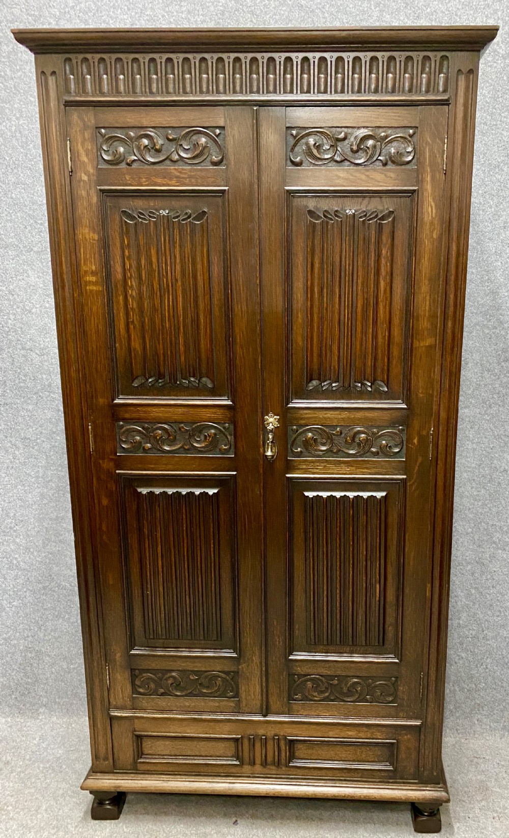 Maple & Co. Oak Hall Wardrobe