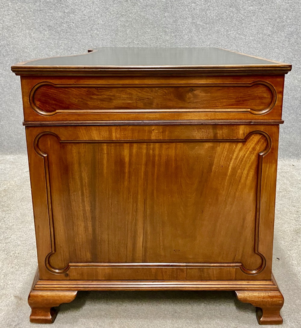 Super Quality Edwardian Mahogany Pedestal Desk View V
