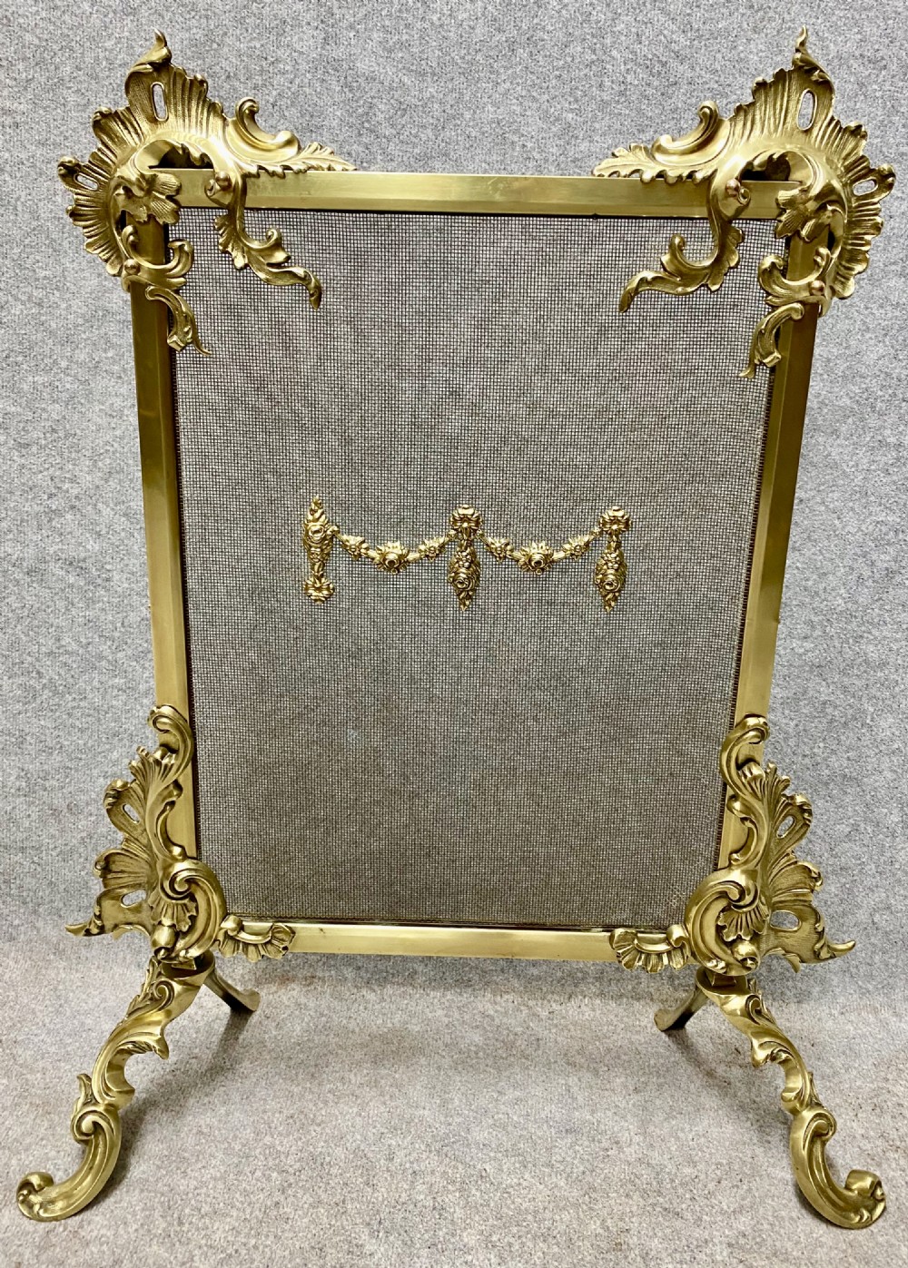 Good Quality Brass Rococo Style Fire Screen