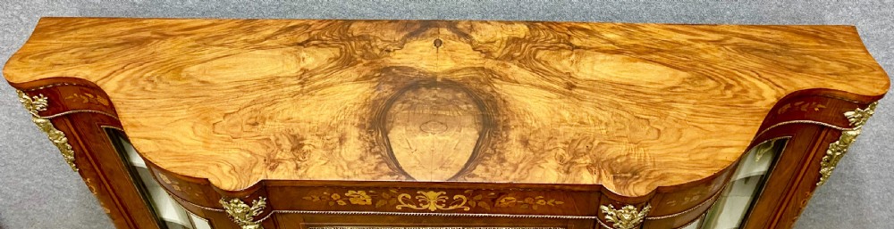 Fine Victorian walnut and marquetry credenza side cabinet View IX