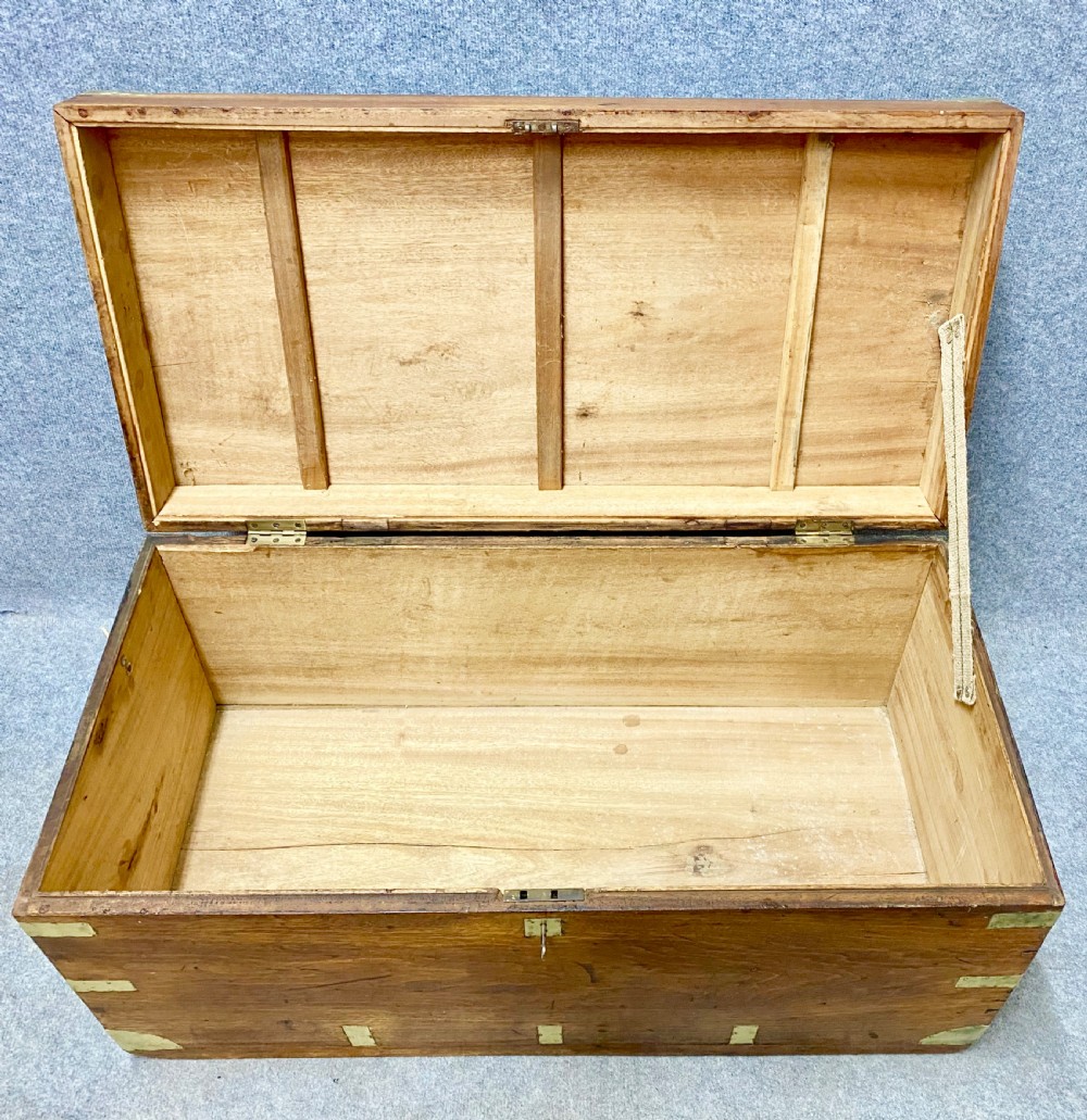 Anglo Indian Campaign Camphor Wood Trunk View V
