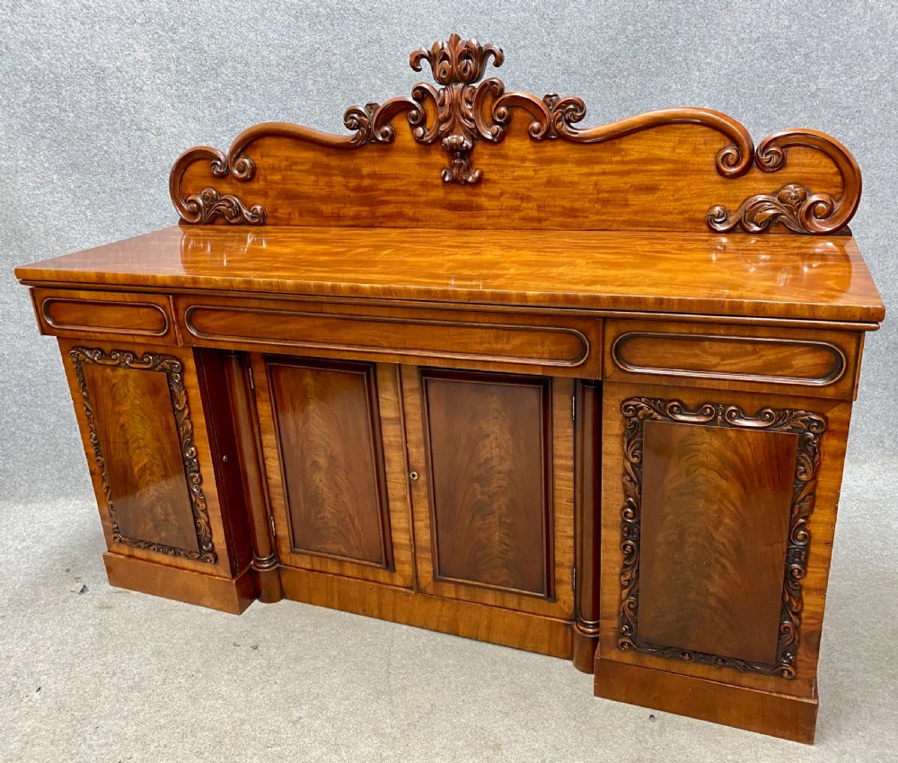 Good Quality Victorian Mahogany Sideboard
