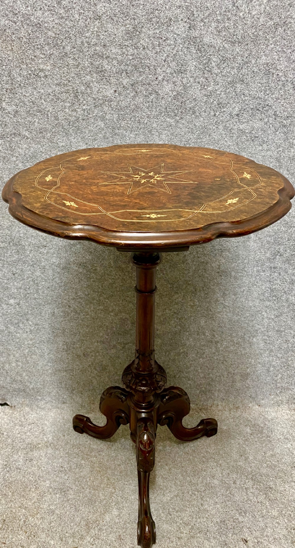Quality Victorian Burr Walnut Occasional Table