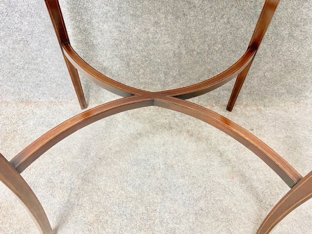 Fine Quality Inlaid Bijouterie Table View XI