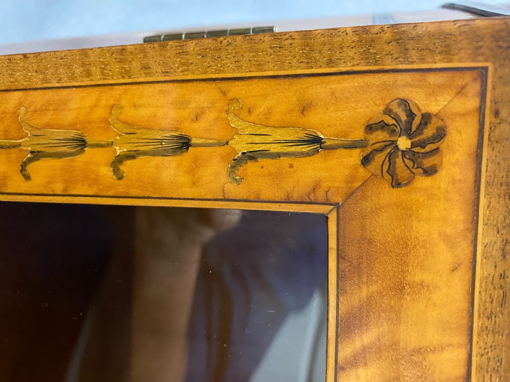 Fine Sheraton Revival Satinwood and Inlaid Display Cabinet View XVI