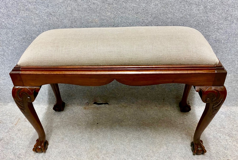 Chippendale Style Mahogany Window Seat