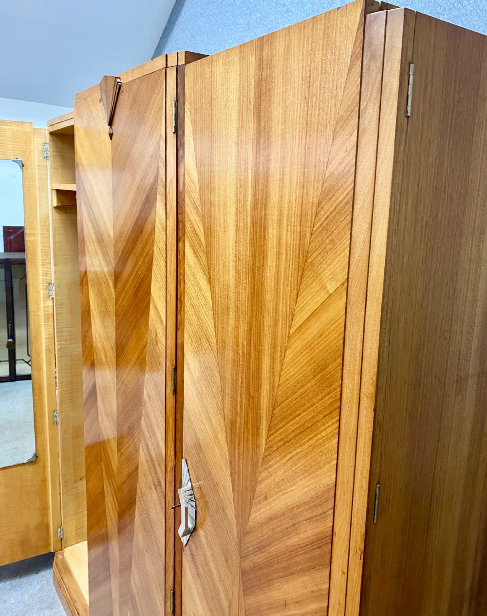 Stunning Art Deco Breakfront Walnut Wardrobe View X