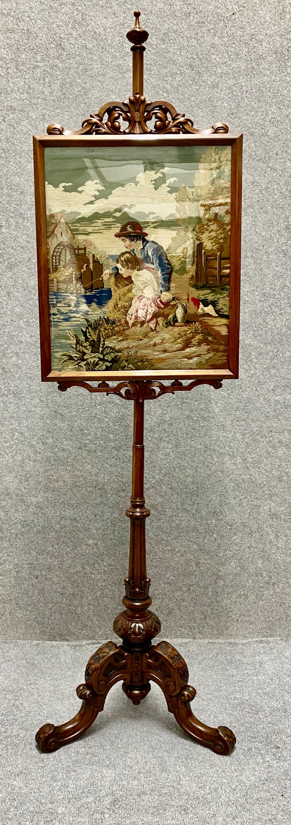 Good Quality Victorian Pole Screen