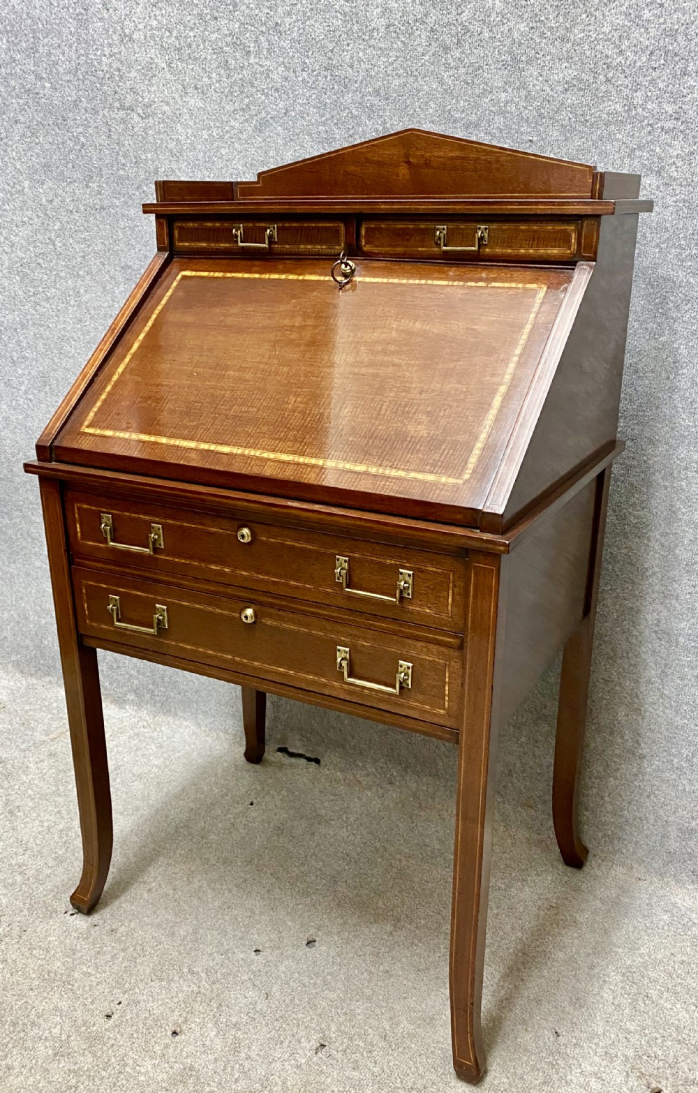 Unusual Edwardian Moving Interior Bureau