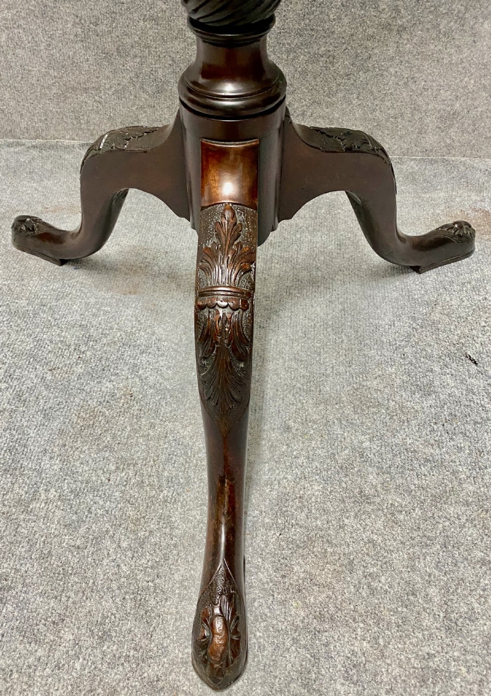 Chippendale Style Pie Crust Edge Occasional Tripod Table View VII