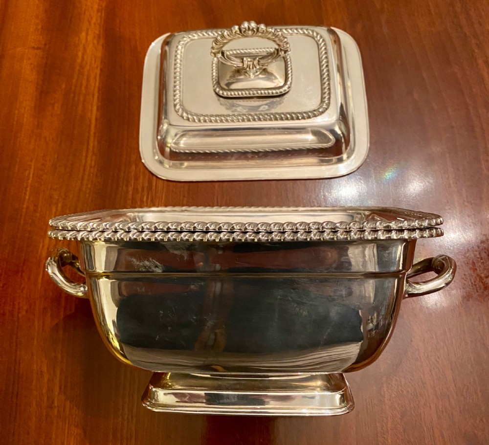 Good Pair of Silver Plated Entree Dishes View VII