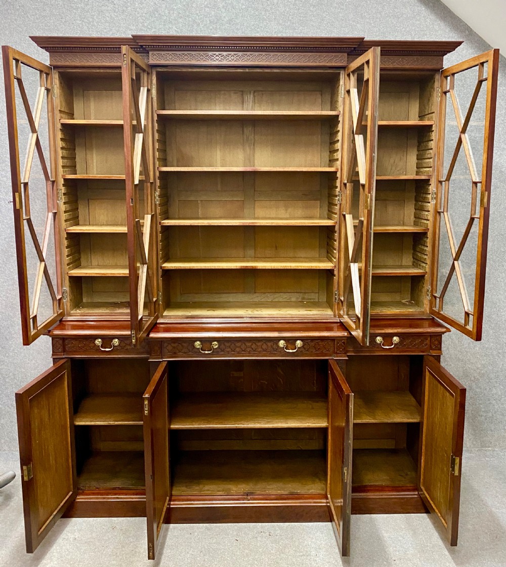 Good Quality Chippendale Style Mahogany Breakfront Bookcase View II
