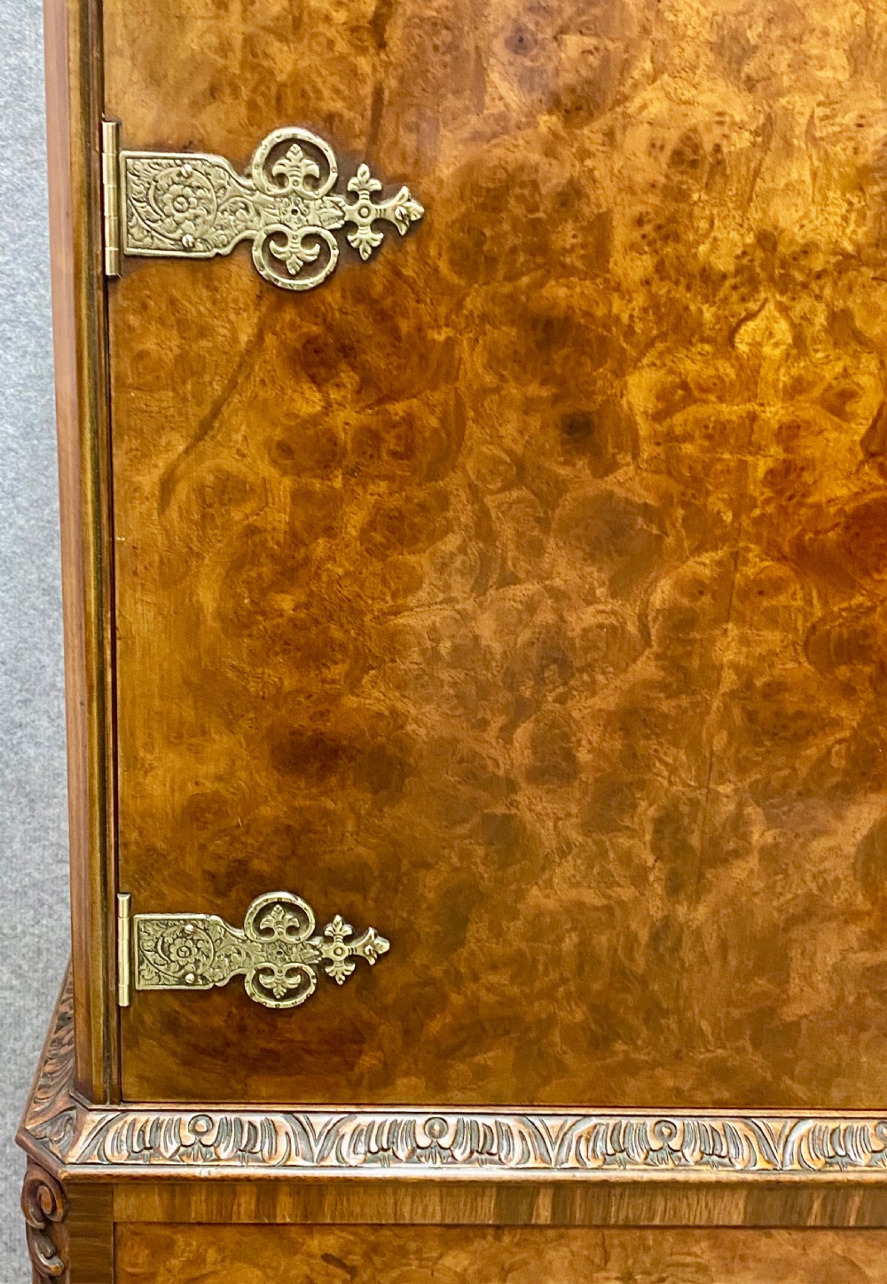 Good Quality Burr Walnut Cocktail Cabinet View IX
