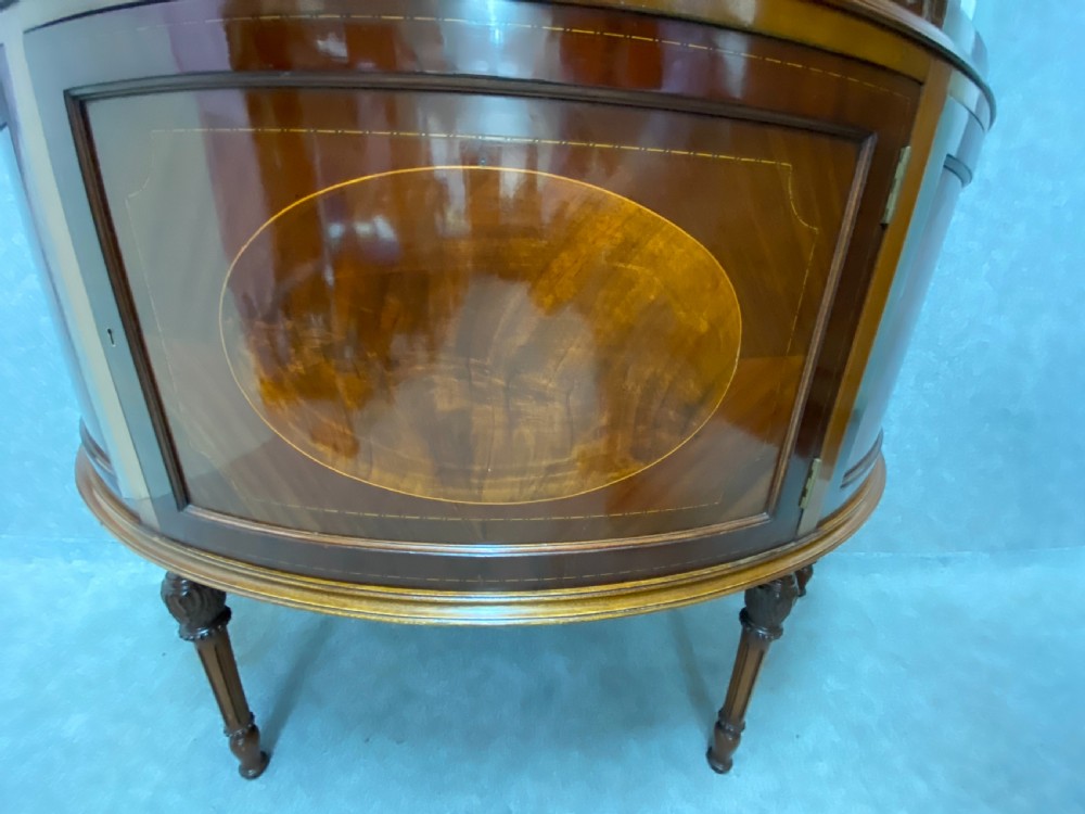 Fine Quality Mahogany & Inlaid Demi Lune Display Cabinet View VII