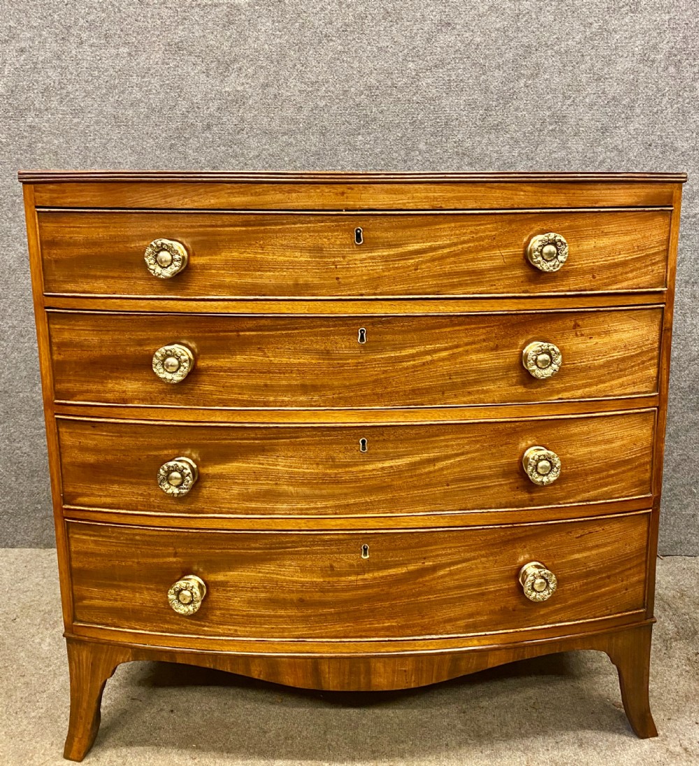 Small George III Mahogany Bow Fronted Chest 