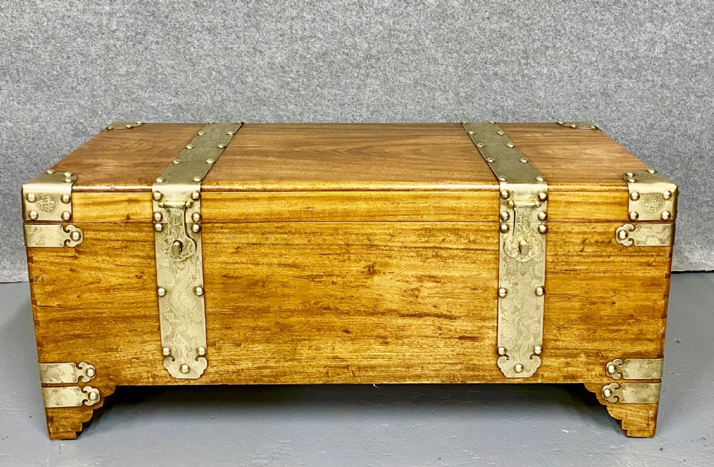 Superior Chinese Camphor Wood Campaign Trunk View IV