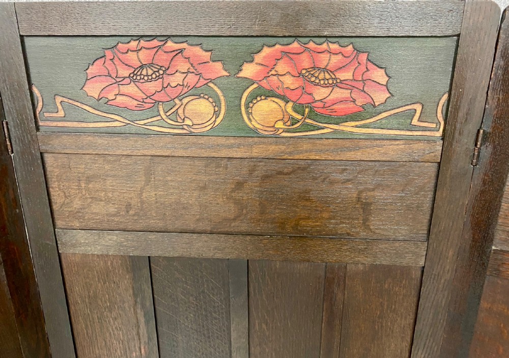 Liberty & Co Poppy Screen View IV