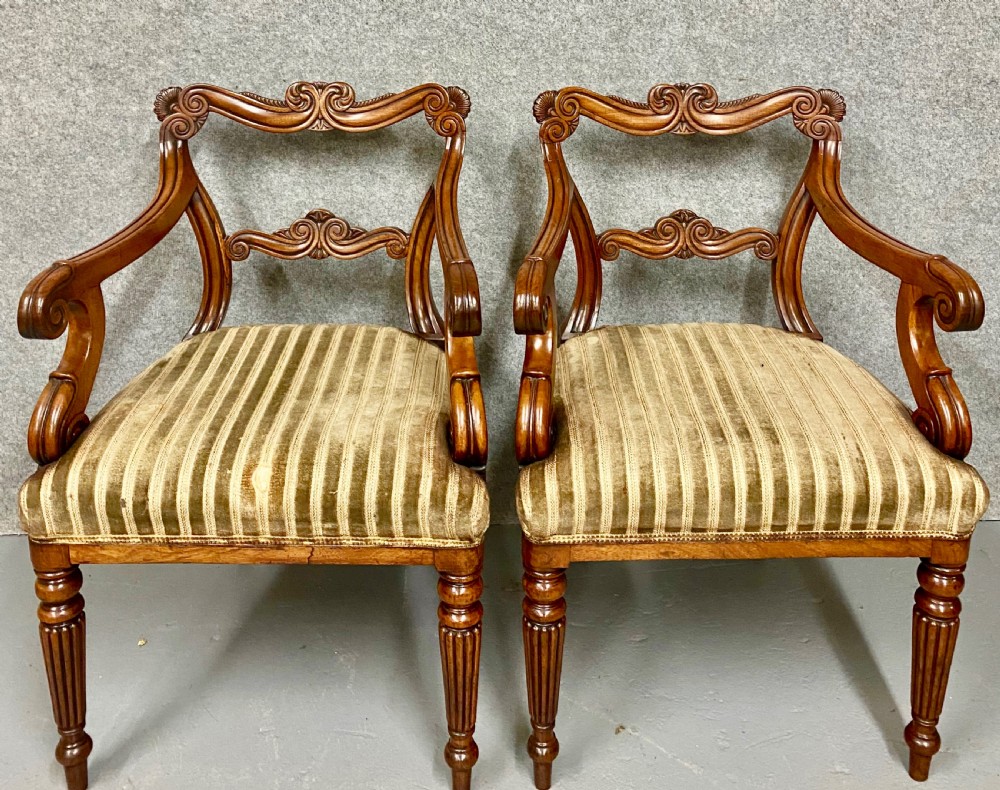 Superb Pair of George III Chairs Attributed To Gillows of Lancaster