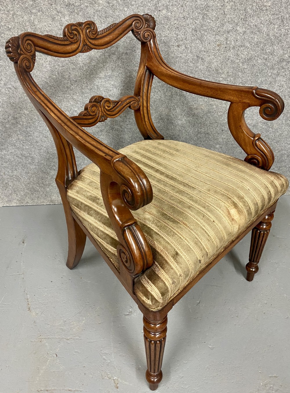 Superb Pair of George III Chairs Attributed To Gillows of Lancaster View IV