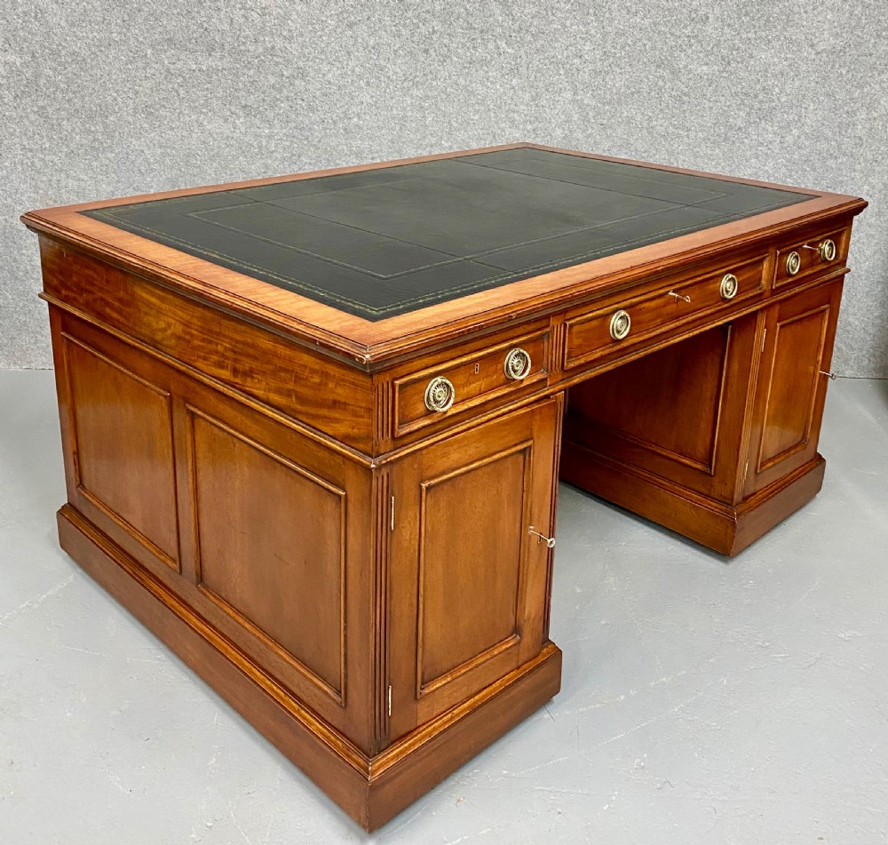 Quality Large Victorian Mahogany Partners Desk View III