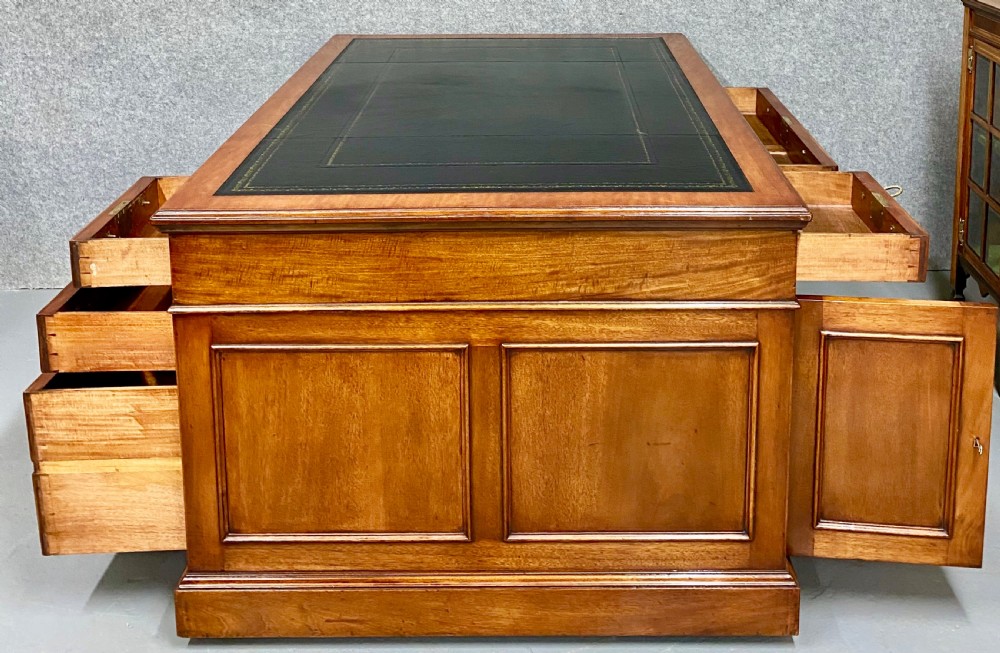 Quality Large Victorian Mahogany Partners Desk View IV