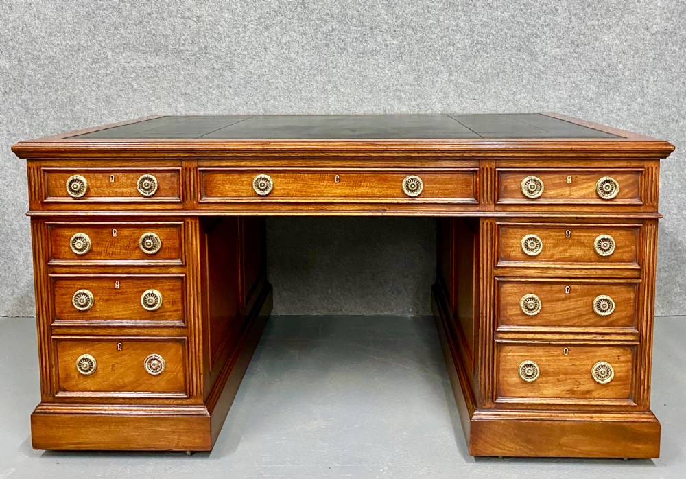 Quality Large Victorian Mahogany Partners Desk View V