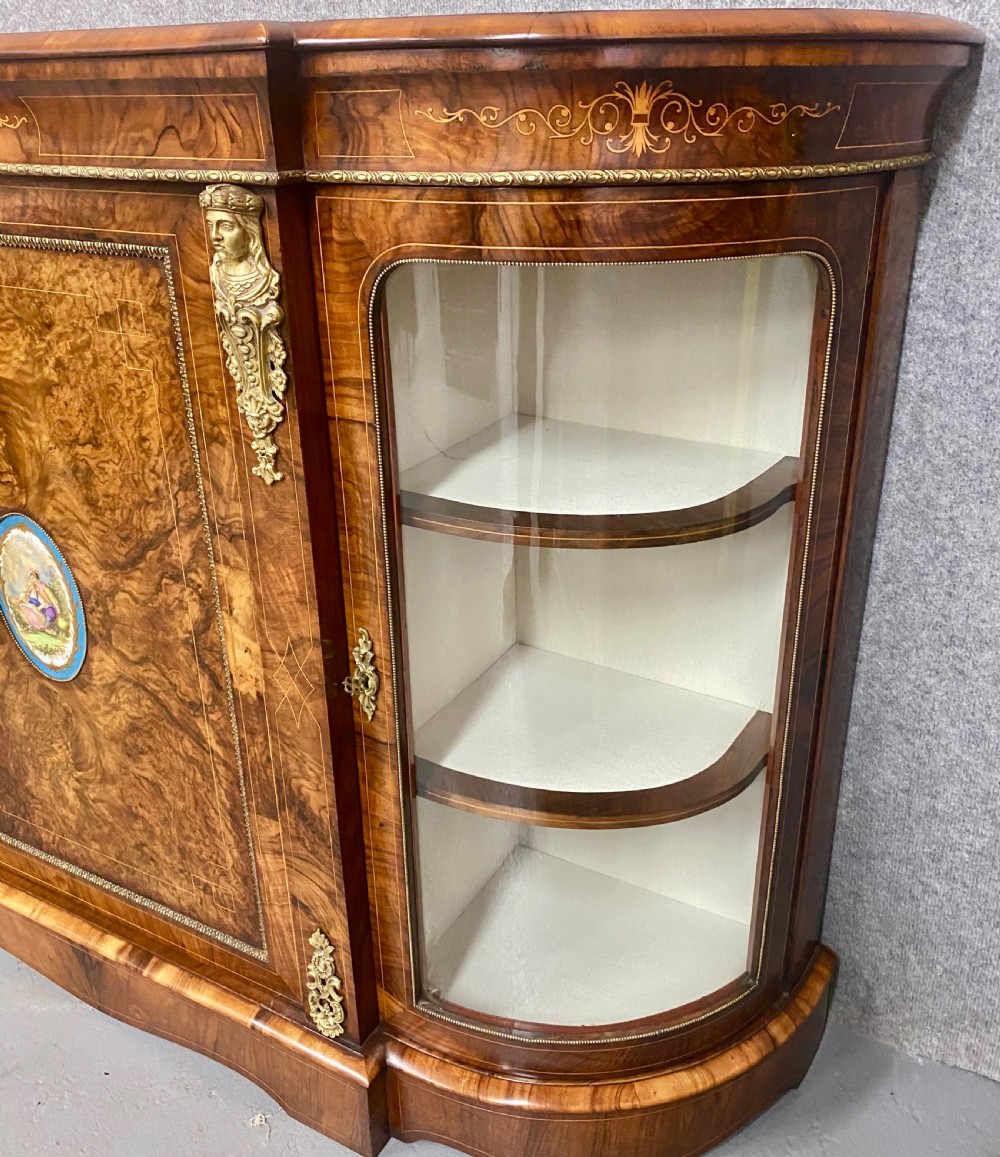 Fine Victorian Burr Walnut Credenza Side Cabinet View VIII