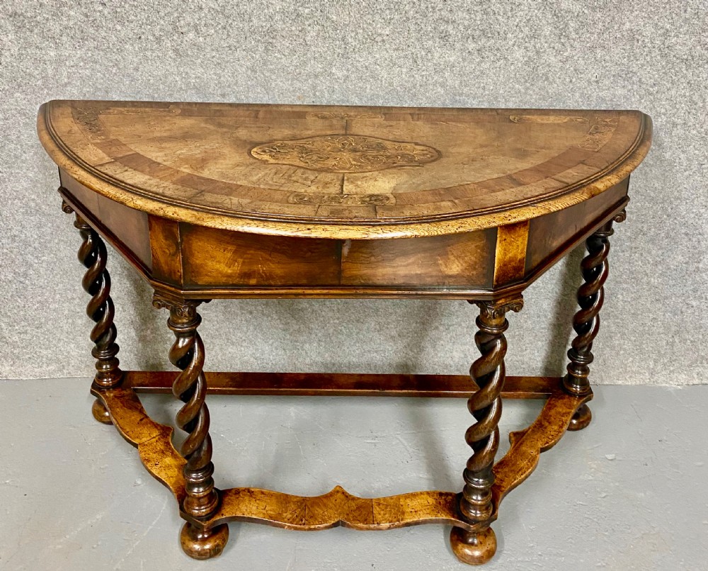 William & Mary Style Walnut Console Side Table